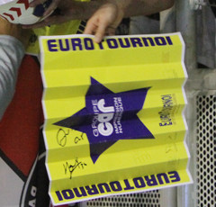 applaudisseur carton plié tap tap tap-tap supporter