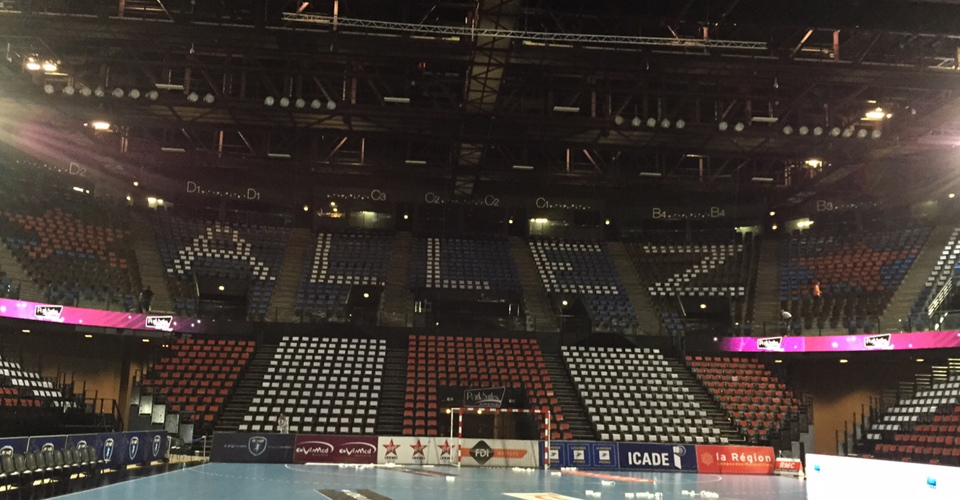 applaudisseur carton plié tap tap tap-tap supporter