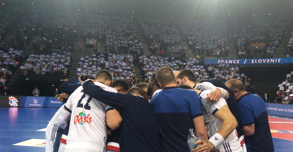 applaudisseur carton plié tap tap tap-tap supporter